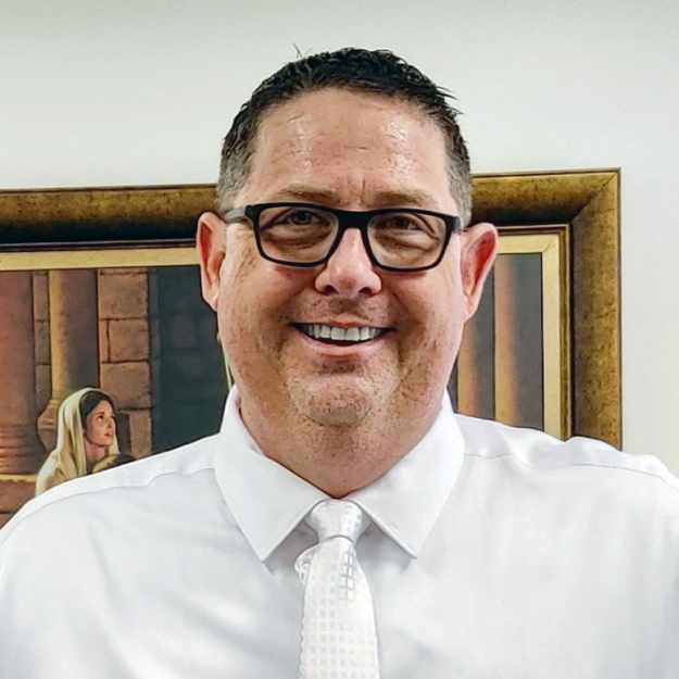 Tracy Mott - Solar and Roofing Specialist